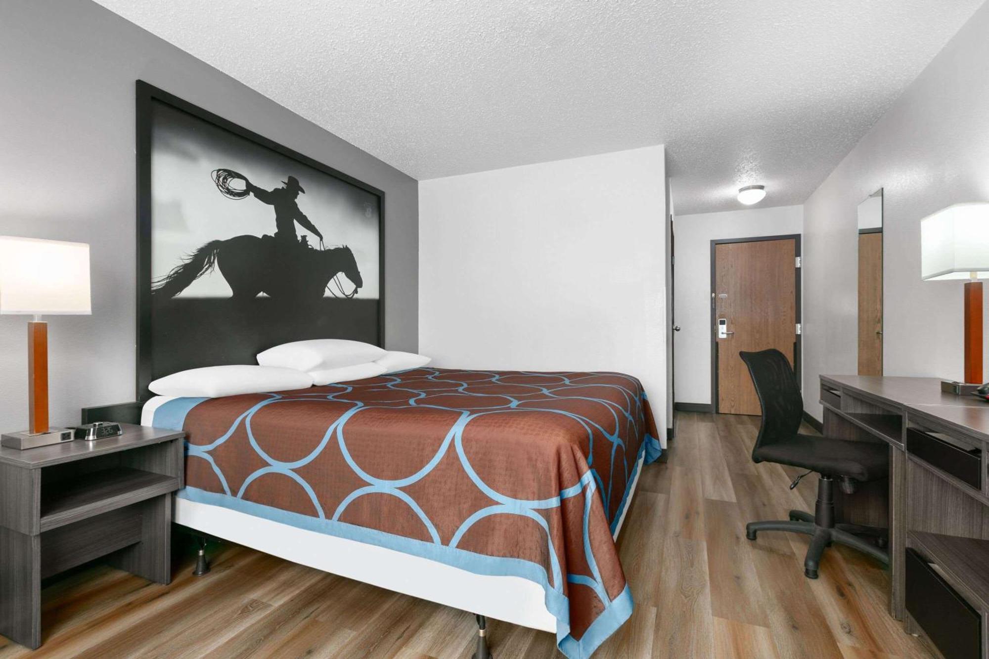 Отель Super 8 By Wyndham Grapevine/Dfw Airport Northwest Экстерьер фото