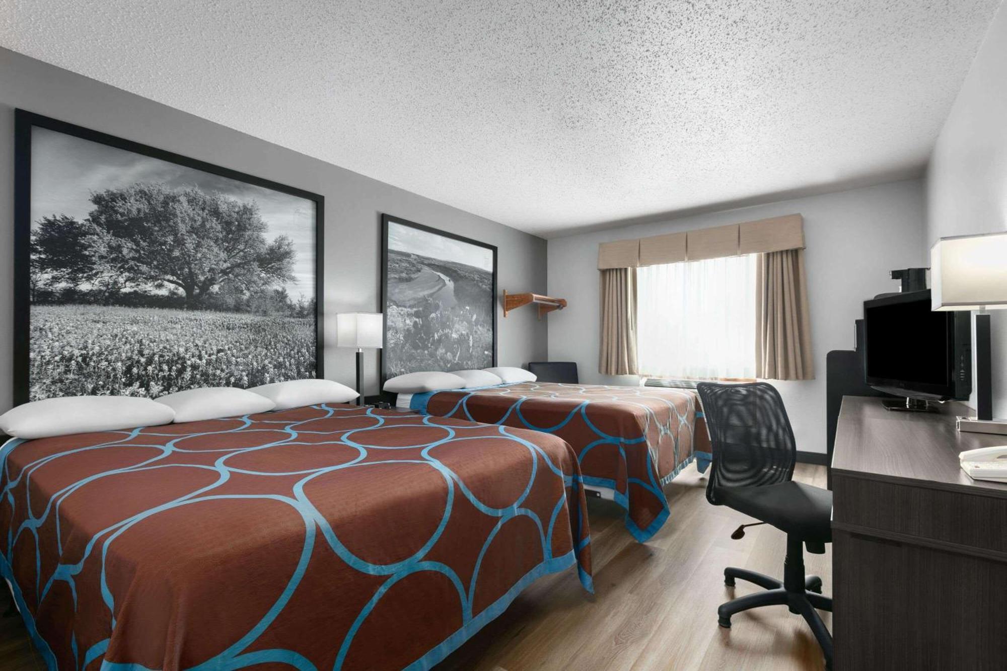 Отель Super 8 By Wyndham Grapevine/Dfw Airport Northwest Экстерьер фото
